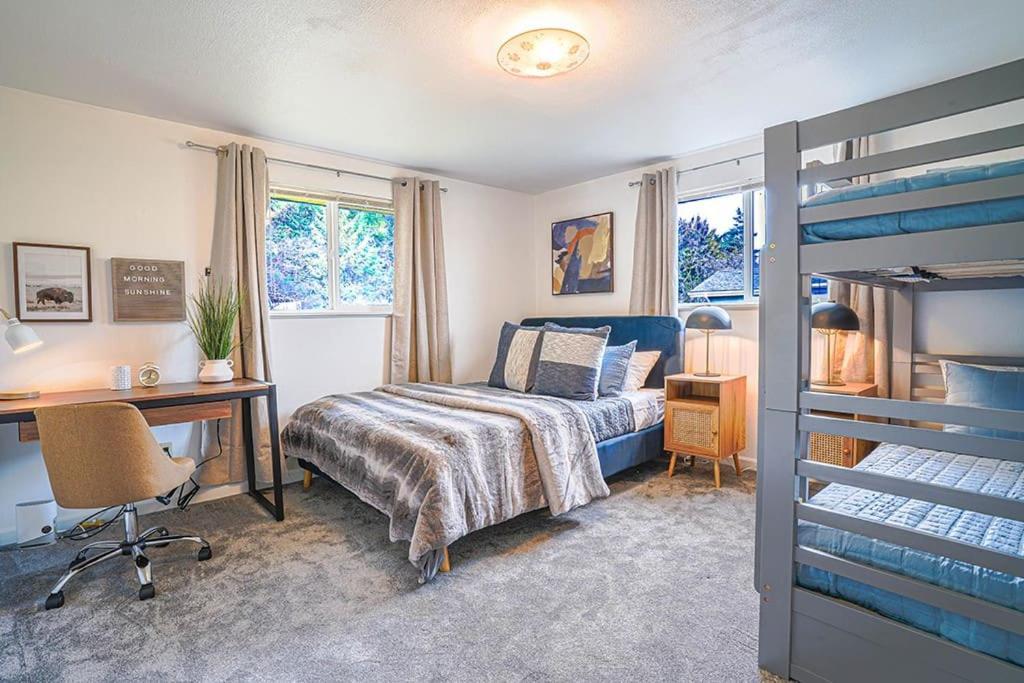 Waterfront Retreat, Relaxation, Fun In Hood Canal Hoodsport Екстер'єр фото